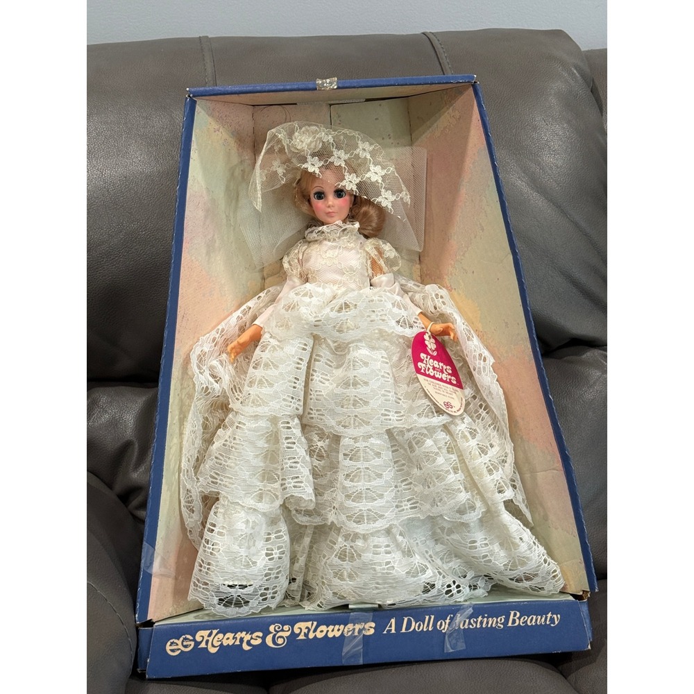 Hearts & Flowers Bride Doll Style 5600 Wedding Dress Veil‎ Boxed